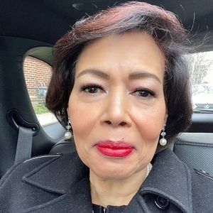 Meet your Posher, Valerie